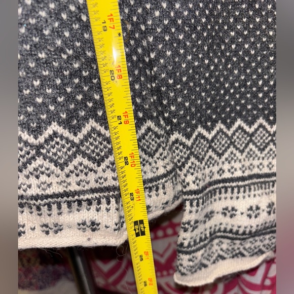 H&M L.O.G.G. Gray Nordic Snowflake Sweater 5% Alpaca Women’s Size Medium - Picture 5 of 8